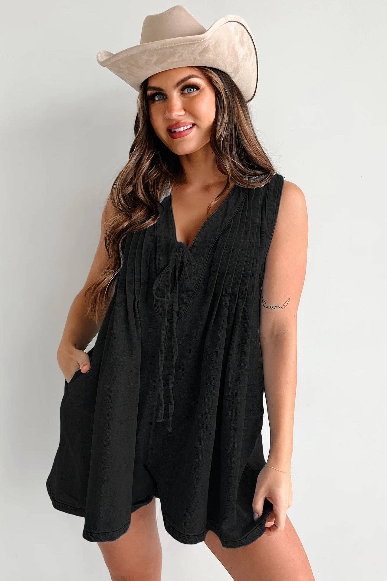 Ladies Tie Front V-Neck Sleeveless Denim Romper 9025