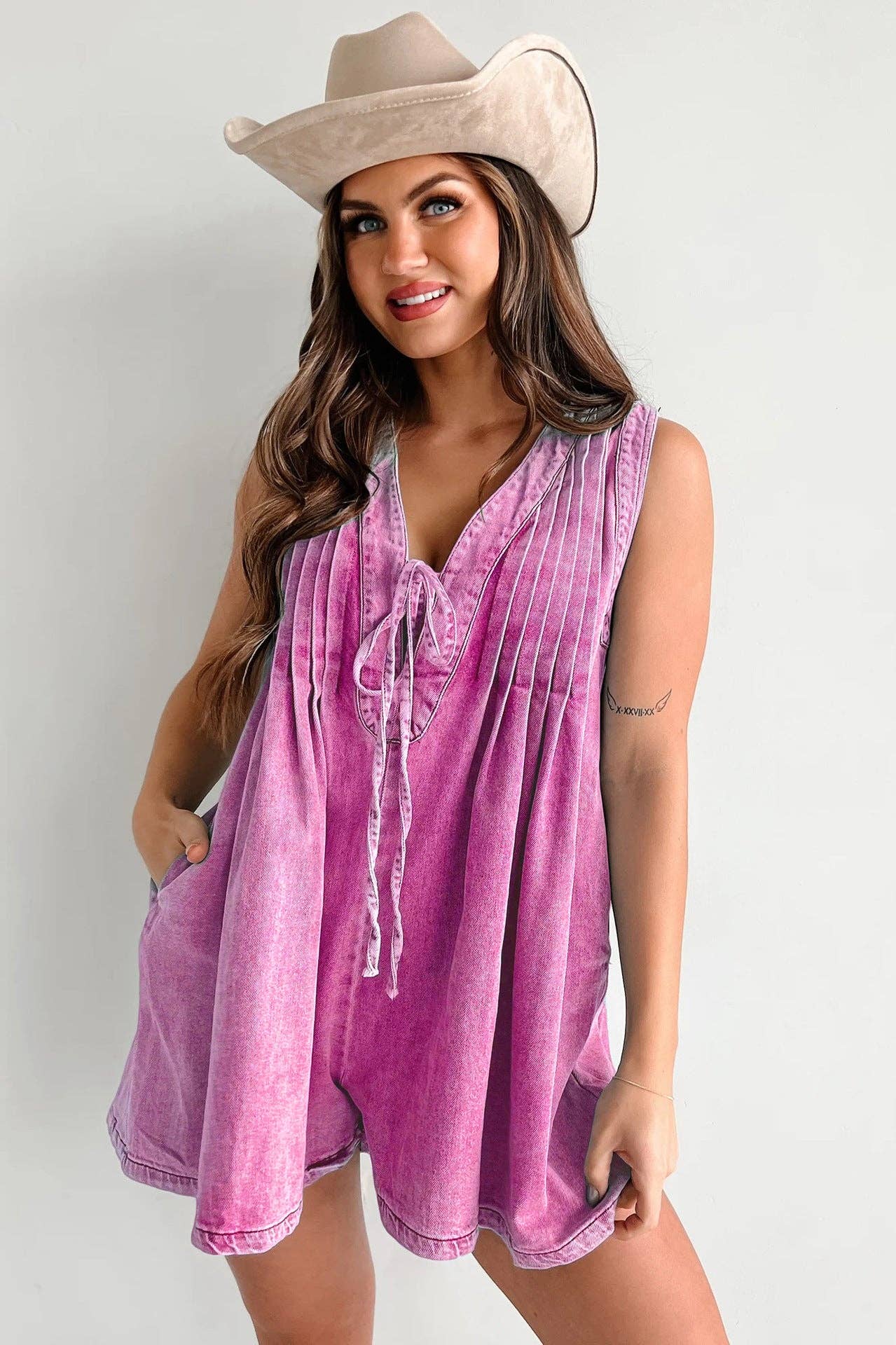 Ladies Tie Front V-Neck Sleeveless Denim Romper 9025